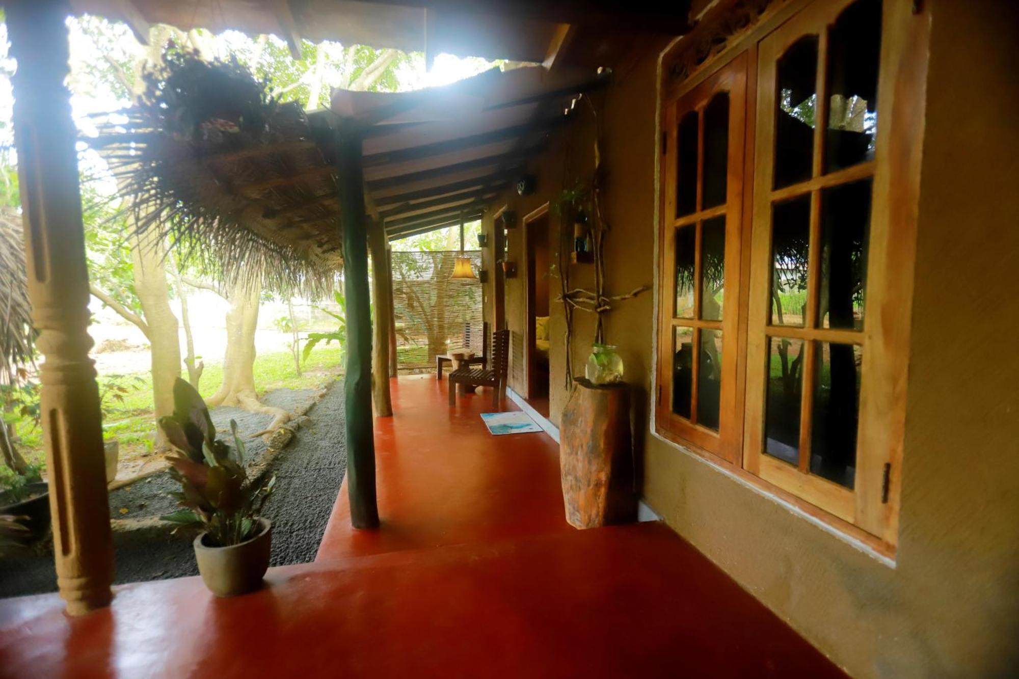 Dinna Nature Hostel シギリヤ エクステリア 写真