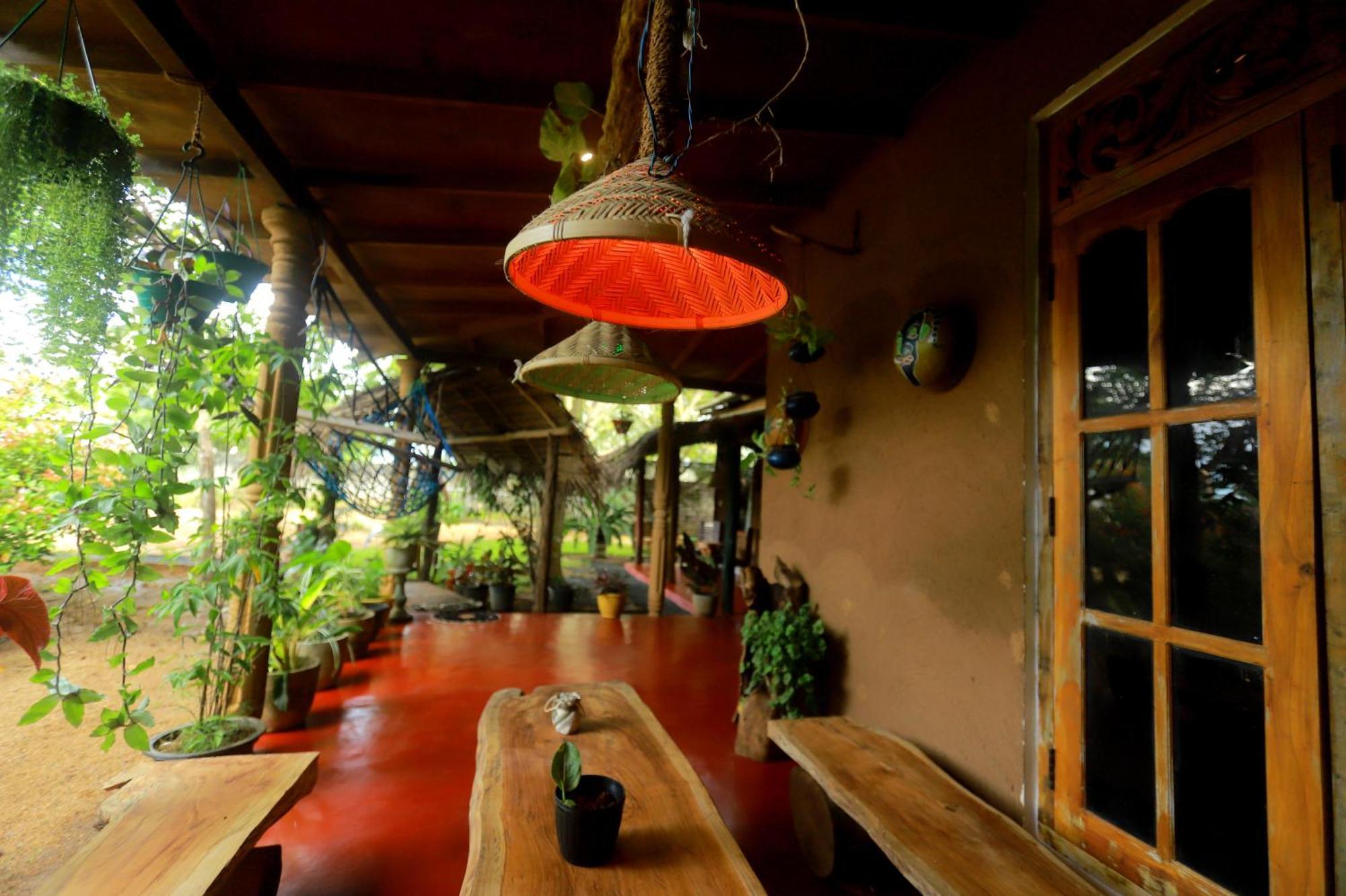 Dinna Nature Hostel シギリヤ エクステリア 写真