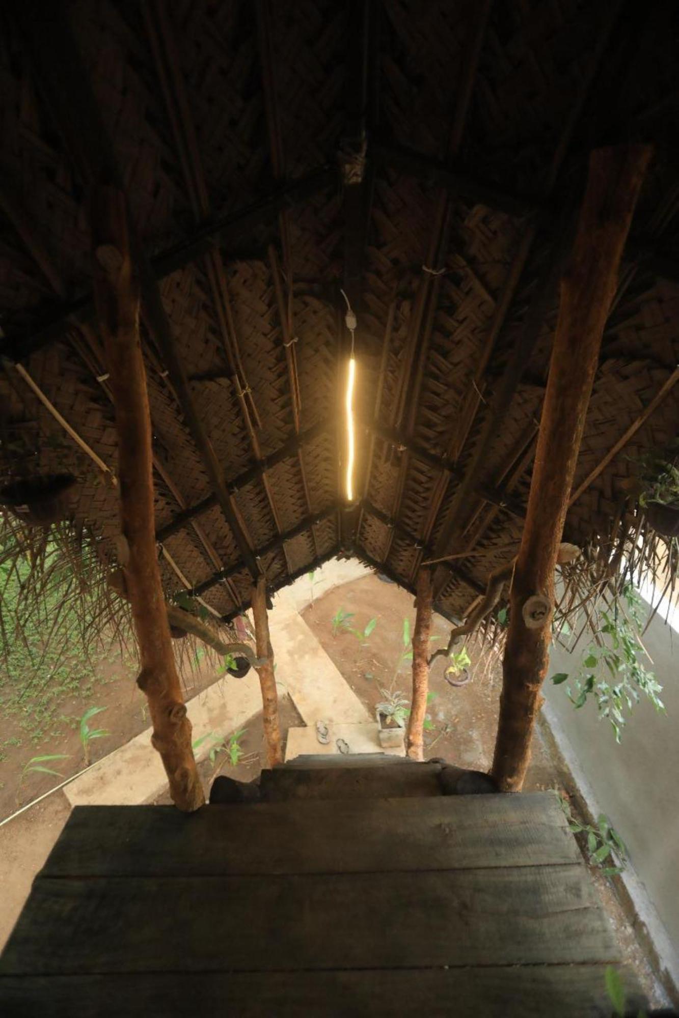Dinna Nature Hostel シギリヤ エクステリア 写真
